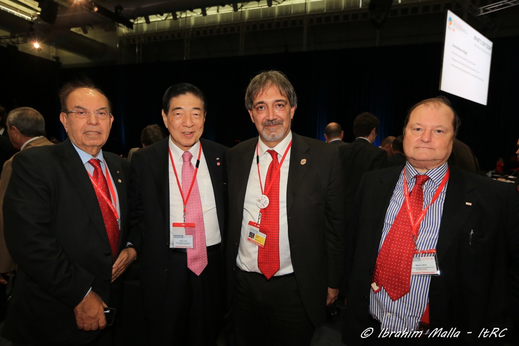 FRANCESCO ROCCA ELETTO VICE PRESIDENTE FICR NEL NOVEMBRE 2013 A SYDNEY