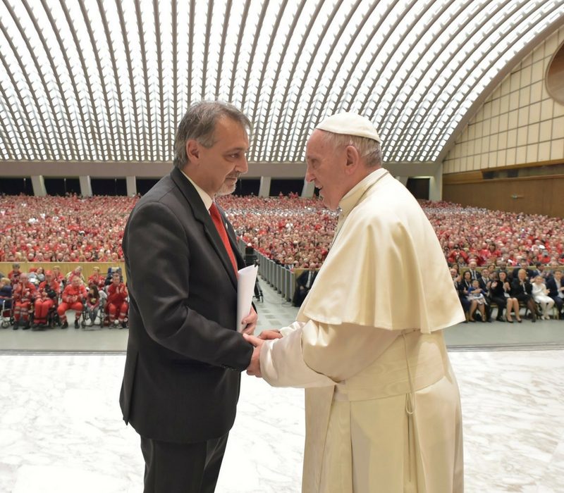UDIENZA AULA PAOLO VI; SANTO PADRE A VOLONTARI CRI: SIETE IL PARTITO DEI PIU’ BISOGNOSI
